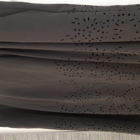 🌞3/$70 Cleo Black Skirt - Picture 1 of 6